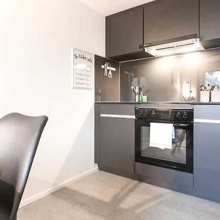 Joy - Town Apartment